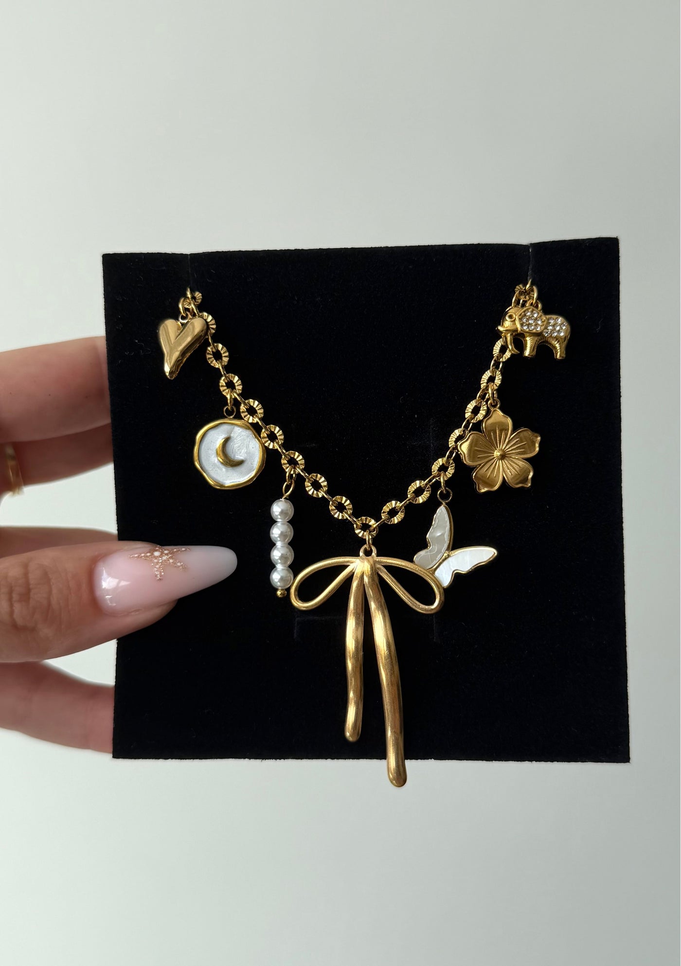 Collier 3