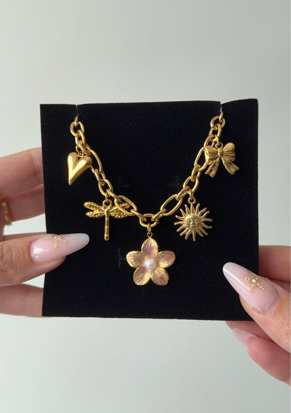 Collier 7