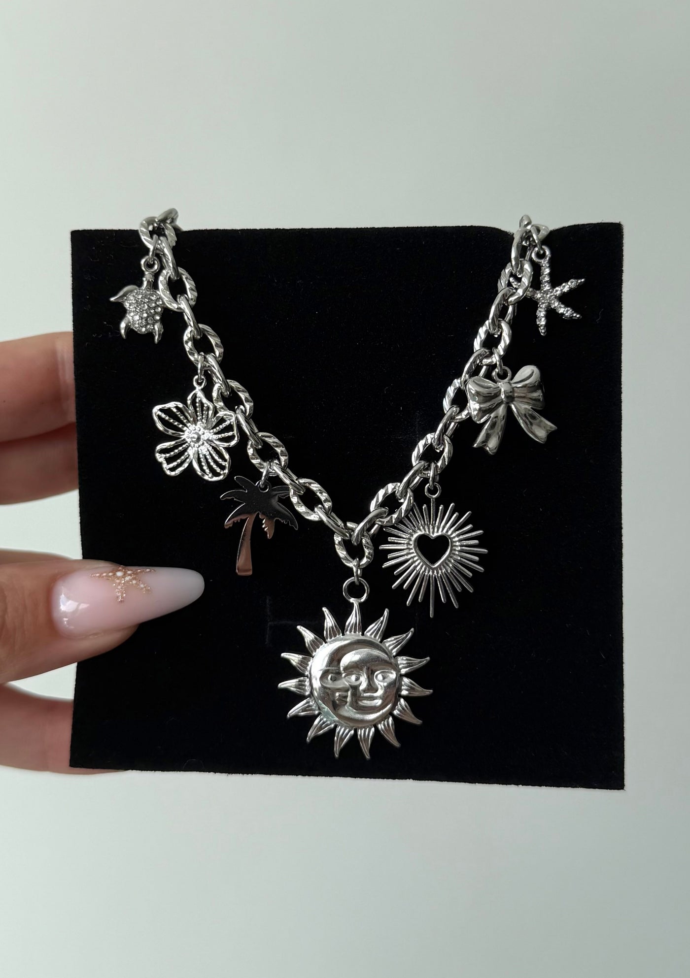 Collier 13