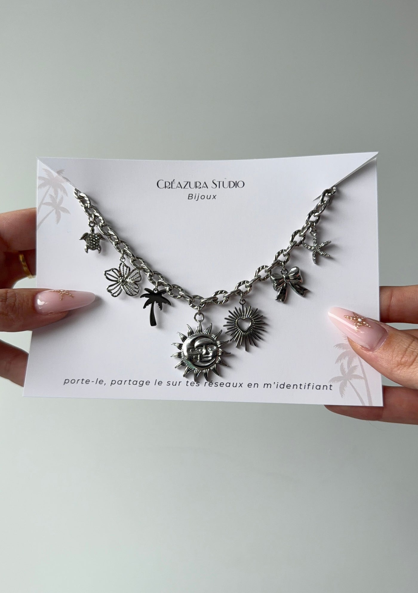 Collier 13