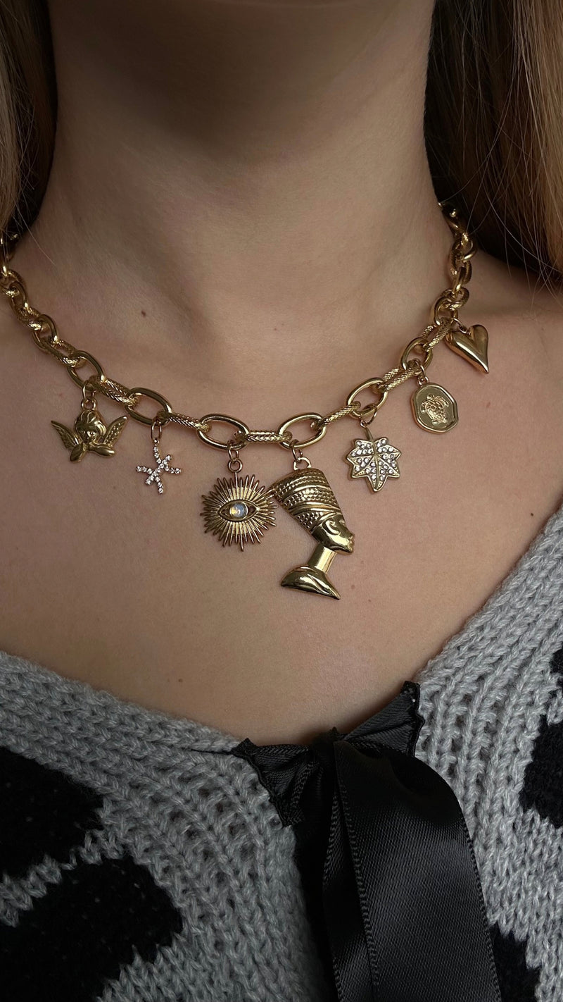 Collier à charms